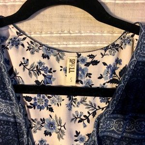 Fabulous sound of music Heidi vibes floral dress